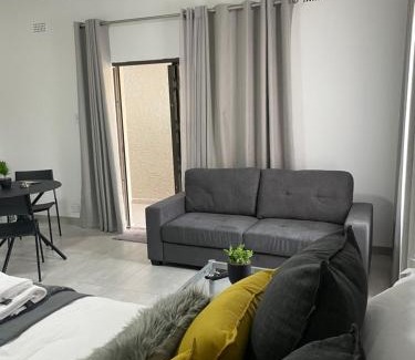 Germiston Apartamento | Marielitsa Guest Suite No 1