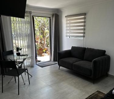 Germiston Apartamento | Marielitsa Guest Suite No 9