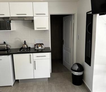 Germiston Apartamento | Marielitsa Guest Suite No 9