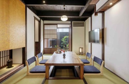 Karasuma Casa | Marikoji Machiya House