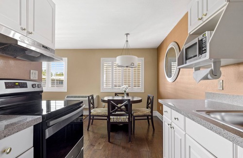 Corte Madera Hotel | Marin Suites Hotel