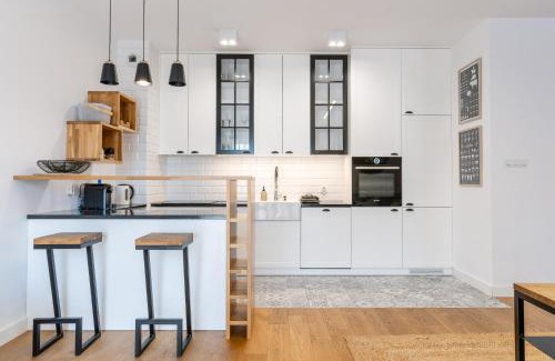 Ilawa Apartamento | Marina Deluxe - największy apartament na Marinie plus garaż, klima, widok na jezioro, winda, 2 balkony