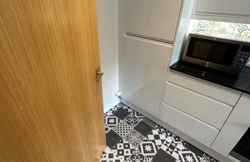 Castle Apartamento | Marina Flat, Swansea - Perfect Location & Cosy Flat