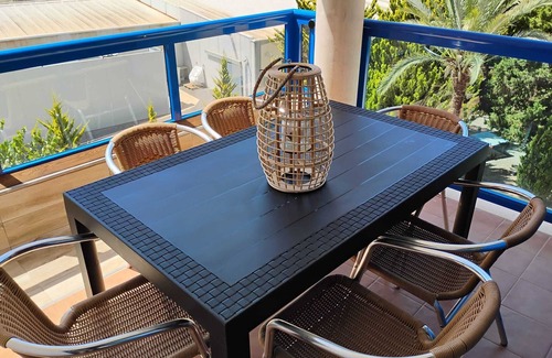 Los Puertos Apartamento | Marina Horizon: Your modern seaside retreat