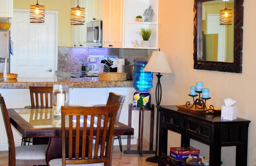 Bella Vista Condominio | Marina Pinacate B-308 (2 habitaciones, 2 baños) Por FMI Rentals.