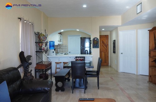 Bella Vista Condominio | Marina Pinacate B-402 (2 habitaciones / 2 baños) Por FMI Rentals.