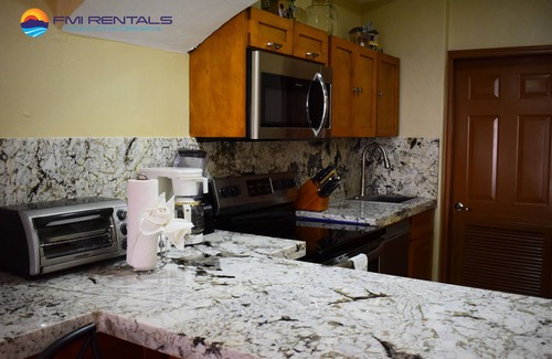 Bella Vista Condominio | Marina Pinacate B-403 (2 habitaciones, 2 baños) de FMI Rentals