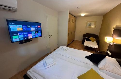 Seca Apartamento | Marina Portoro Family Friendly Apartment 1 - One Bedroom Apartment
