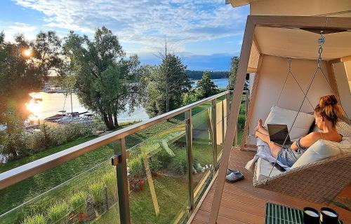 Ilawa Apartamento | Marina Relax - widok na jezioro, parking podziemny, winda, Netflix, TV55"