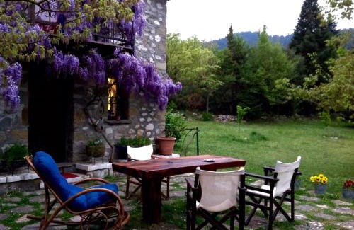 Central Tzoumerka Casa | Marina's Stone Cottage