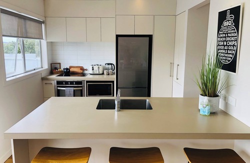 Milford Apartamento | Marina View Apartment - Great Location