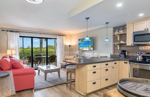 Captiva Casa | Marina views, heated pool, hot tub, short walk to the beach