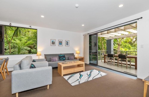 Tutukaka Casa | Marina Vista - Tutukaka Holiday Home