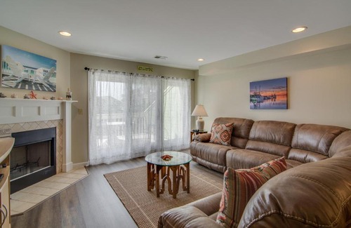 Pelican Bay Villa | Mariner's Walk 5-F
