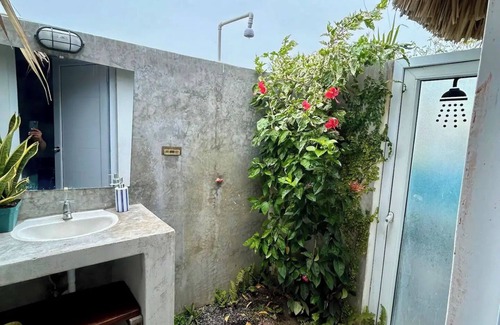 El Paredon Casa | Mariposas Bungalow with private small pool "AZURA"