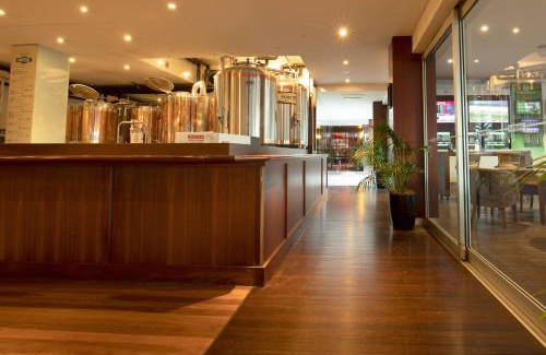 Homebush West Hotel | Markets Hotel