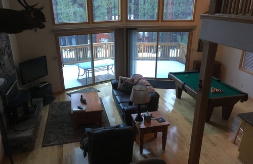 Markleeville Casa | Markleeville with a Hunting Lodge Feel!