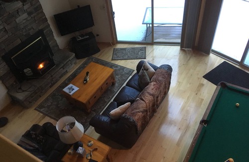 Markleeville Casa | Markleeville with a Hunting Lodge Feel!
