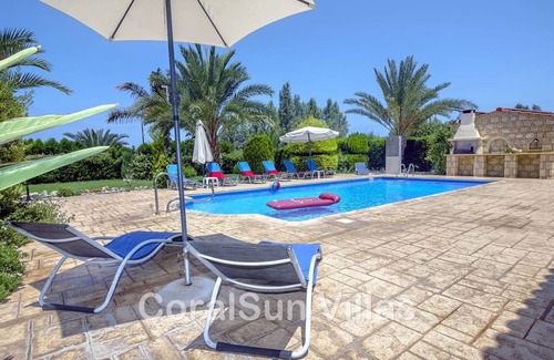 Ayia Marina Chrysochous Villa | Villa de lujo frente a la playa de Marlin - 4 habitaciones