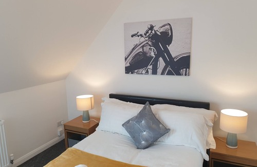 Marlow Casa | Marlow's Hidden Gem Emerald House Sleeps 6 Guests