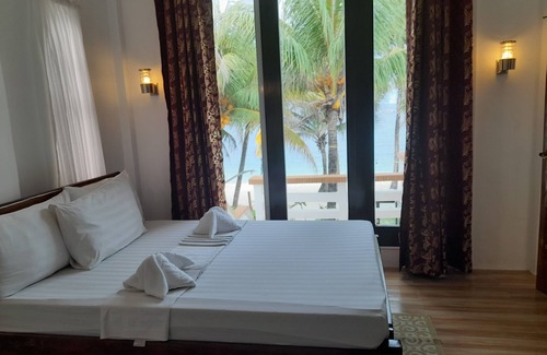 Manoc-Manoc Hotel | Marnin's Place Boracay