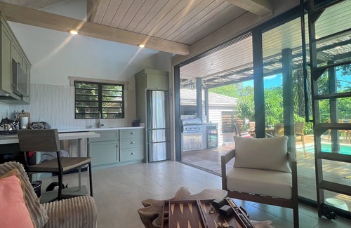 Falmouth Harbour Cabaña | Maroonda Cottage