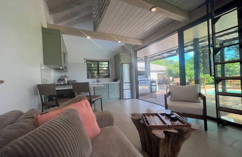 Falmouth Harbour Cabaña | Maroonda Cottage