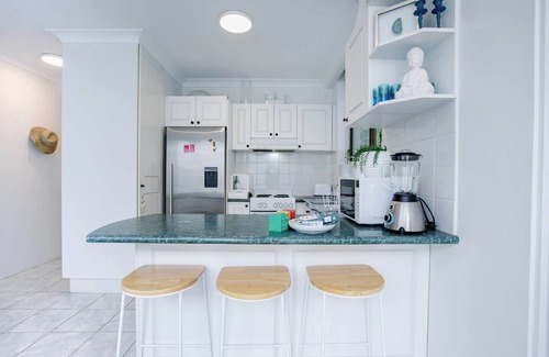 Maroubra Apartamento | Maroubra Beachside 3 Bed Apt - New Listing