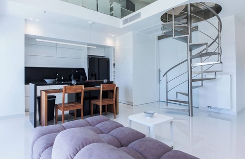 Amarousion Apartamento | Marousi 2 Bd Luxury Living w Shared Pool