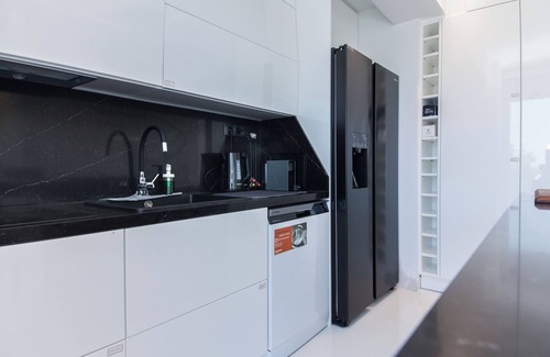 Amarousion Apartamento | Marousi 2 Bd Luxury Living w Shared Pool