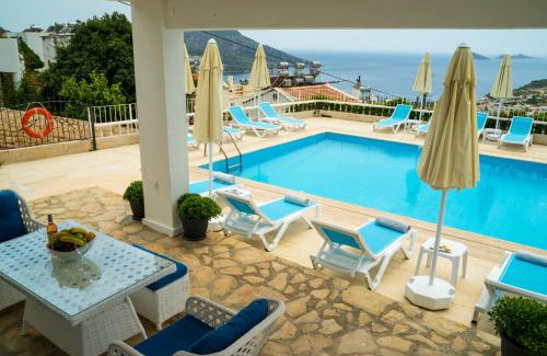 Kalkan Cama Y Desayuno | Marquis Blue Hotel