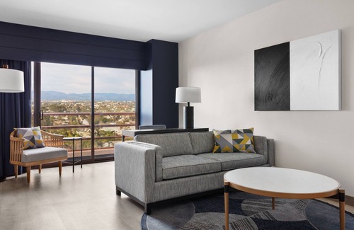 Marina del Rey Hotel | Marriott Marina del Rey