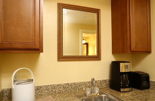 Williamsburg Apartamento | Marriott's Grande Vista Resort- Studio Kitchen w/ Balcony; no clean fee