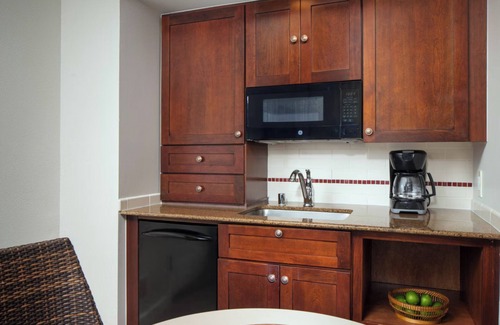 Nawiliwili Complejo | Marriott's Kauai Beach Club Studio - Parlor - Many Dates Available!