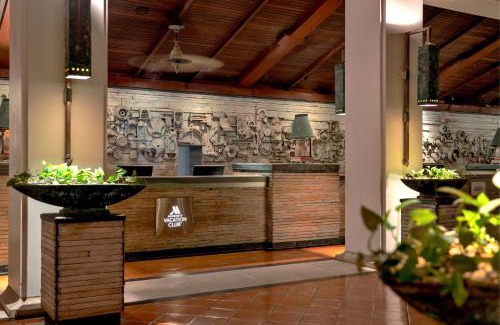 Mai Khao Hotel | Marriott's Phuket Beach Club