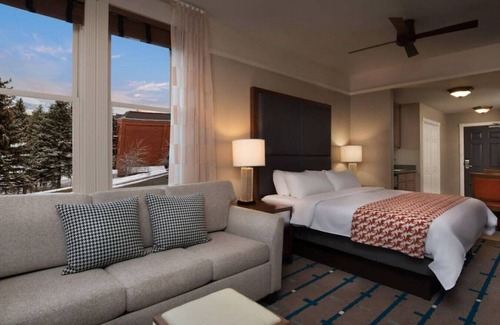 Downtown Park City Hotel | Marriott's Summit Watch