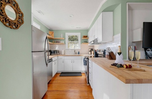 Charleston Cabaña | Marsh Front and only 5 mins to Downtown Charleston