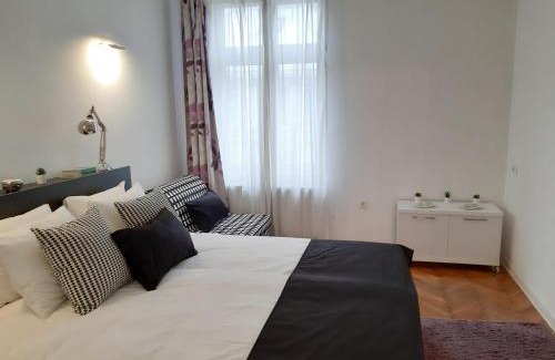 Kosancicev Venac Apartamento | Marshal Urban Downtown apartment