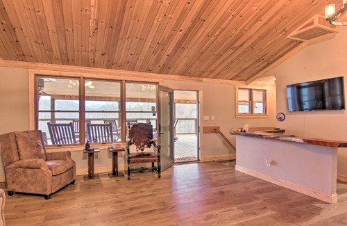 Marshall Casa | Marshall Home with Mountain View, 5 Mi to Downtown!
