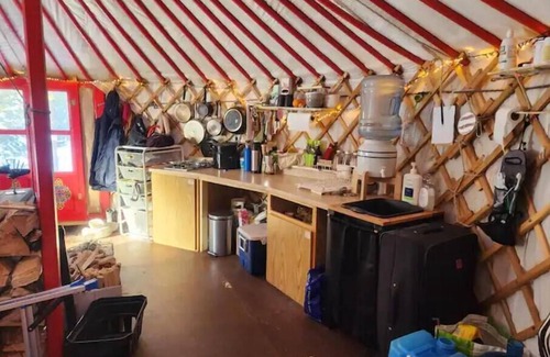 Yukon Apartamento | Marshian Yurt