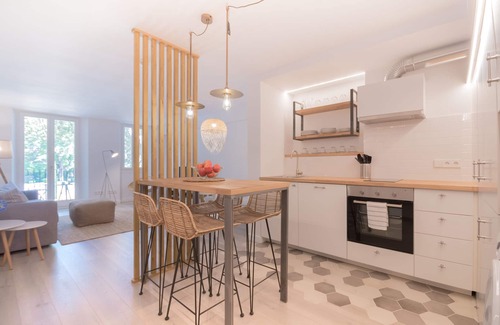 La Llotja-Born Apartamento | Marsuites 1 - Palace and Cathedral View (First floor)