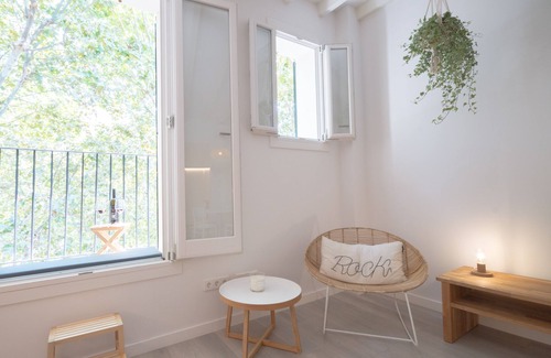 La Llotja-Born Apartamento | Marsuites 3 - Palace and Cathedral View (Third floor)