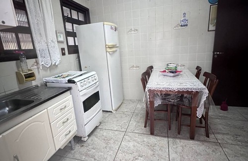 Martim de Sa Casa | Martin with barbecue, ceiling fan, above 8 people 50, daily