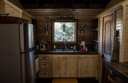 Kerrville Cabina | MARULA - A romantic African Safari in the Texas Hill Country
