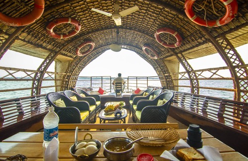 Alappuzha Alquiler De Eote | Marvel Cruise