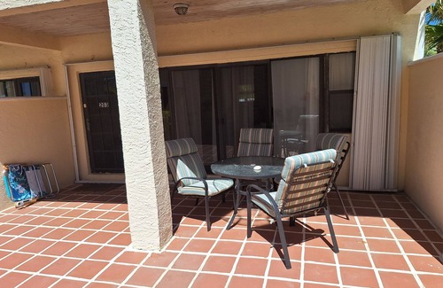 Bahamas Terrace Condominio | Marvelous 2-bedroom condo in Freeport with WiFi
