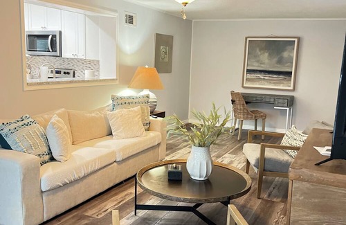 Tampa Casa | Marvelous 3-bedroom house with AC in Tampa/Pool