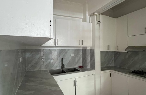 Las Pinas Casa | Marvelous 4-bedroom house with AC in Las Piñas