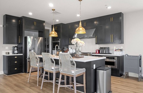 Canyon Country Casa | Marvelous 5-bedroom house with AC in Santa Clarita