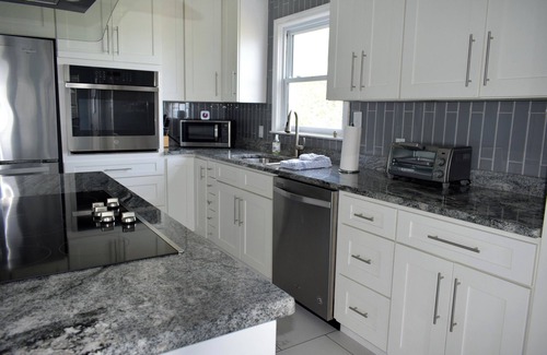 Holden Beach Casa | Marvelous Large pet friendly Oceanfront home!